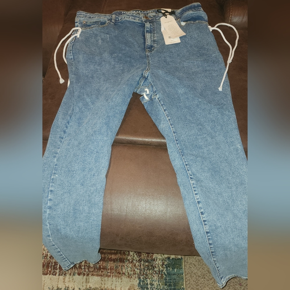 Fashion to figure 24 jeans